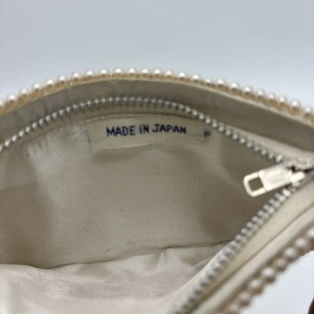 VINTAGE 1950s FAUX PEARL COIN PURSE MADE IN JAPAN SEQUINED WITH FLORAL PATTERN